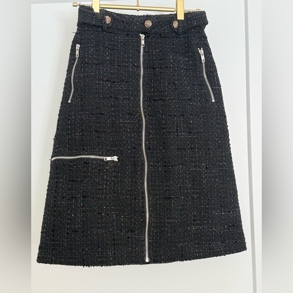Ellie Makir tweed black skirt